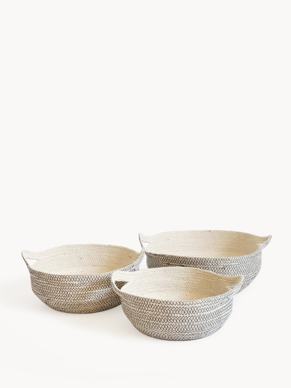 Amari Fruit Bowl - Black by KORISSA