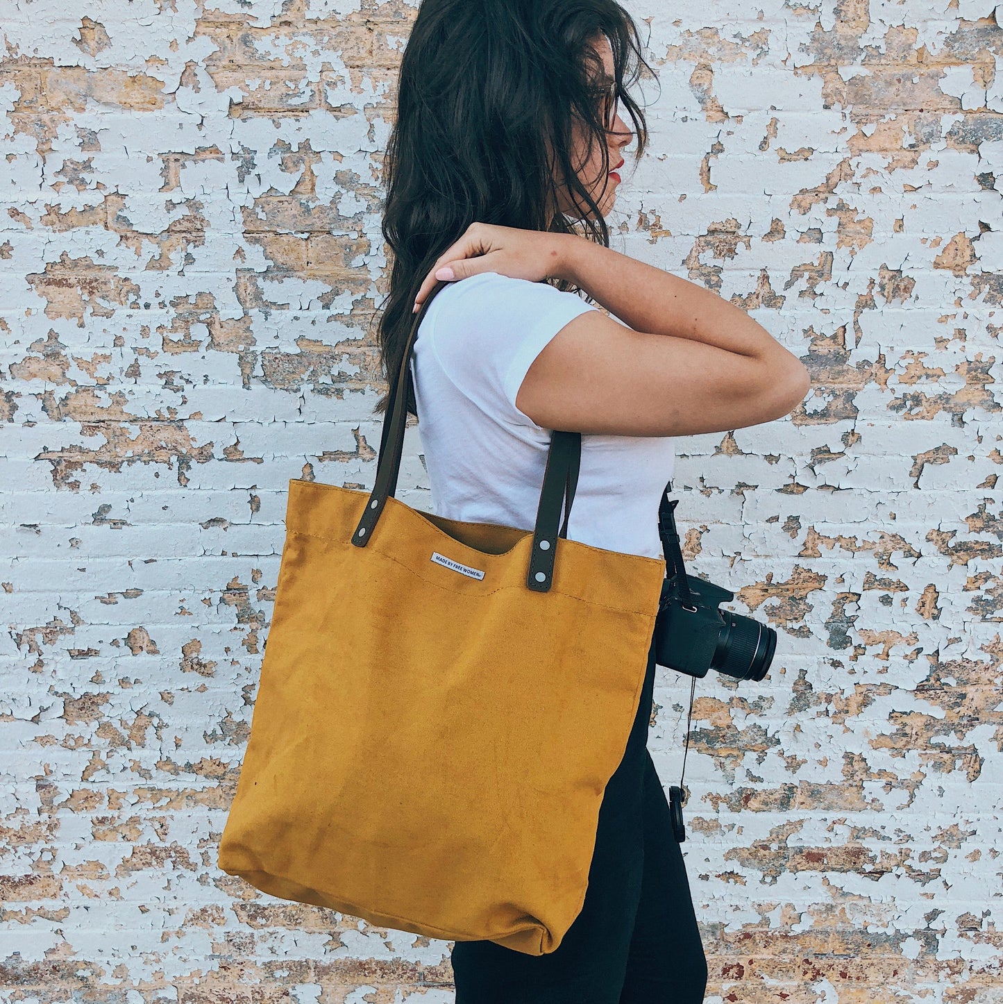 
                  
                    DAY TOTE MUSTARD by MADE FREE®
                  
                