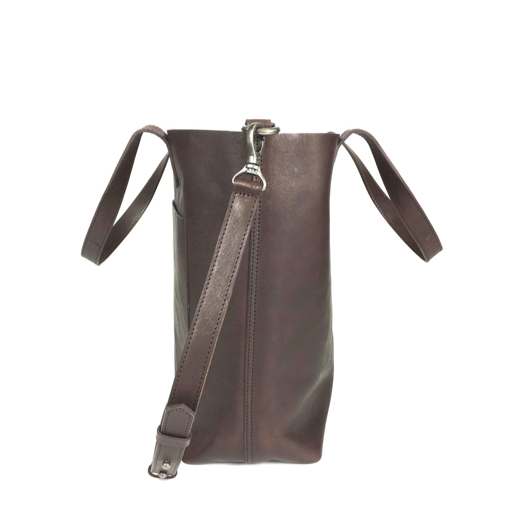 
                  
                    DAY TOTE LEATHER MEDIUM BROWN by MADE FREE®
                  
                