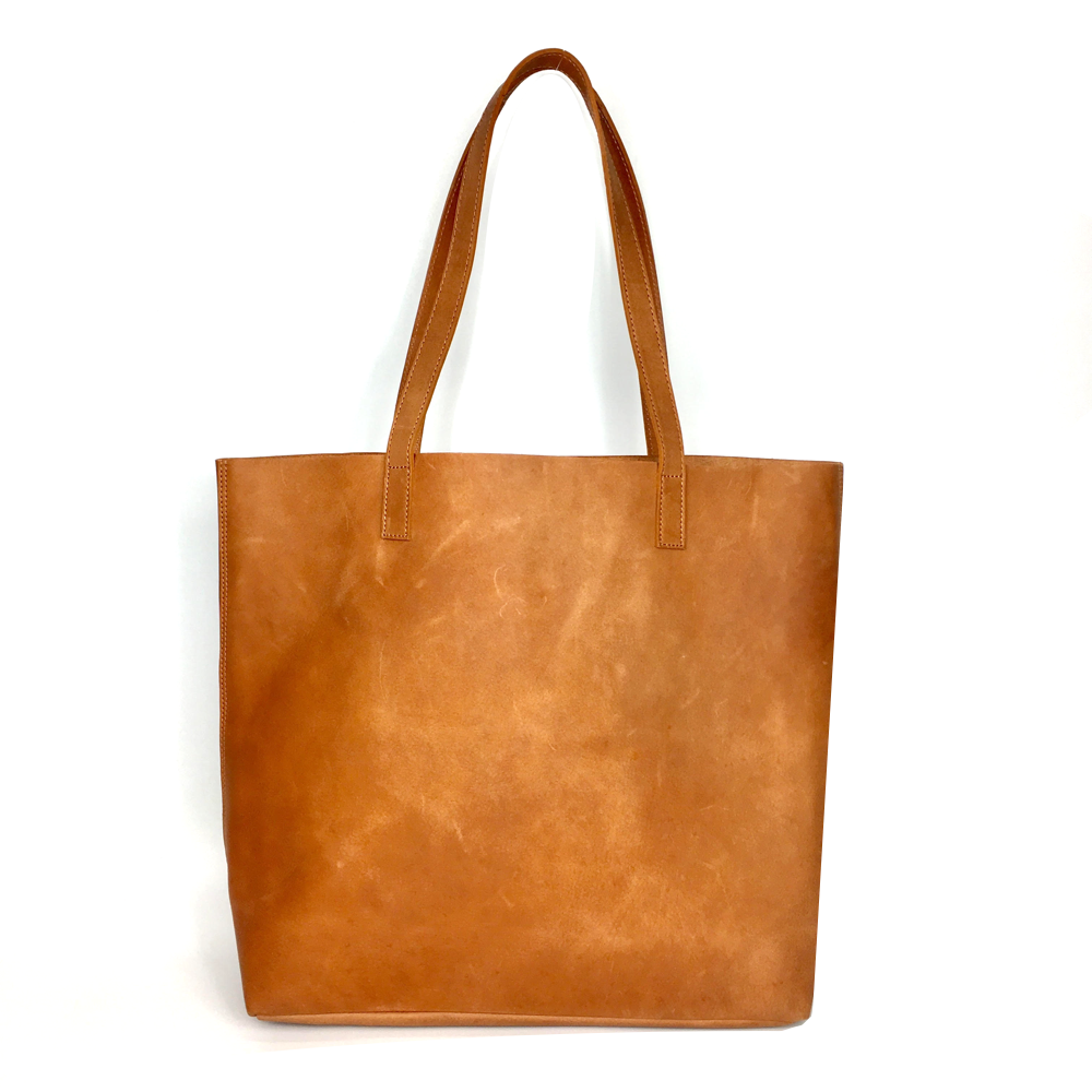 DAY TOTE LEATHER CAMEL by MADE FREE®