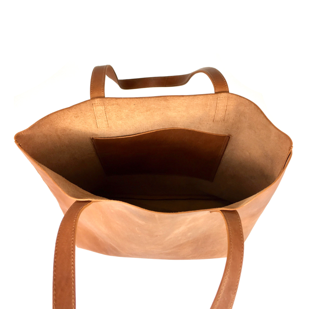 
                  
                    DAY TOTE LEATHER CAMEL by MADE FREE®
                  
                