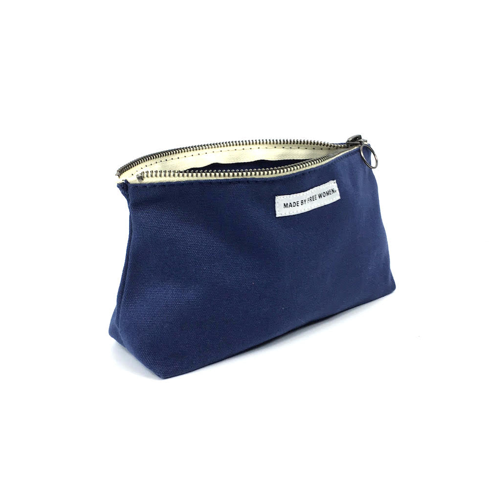 BEAUTY POUCH INDIGO by MADE FREE®