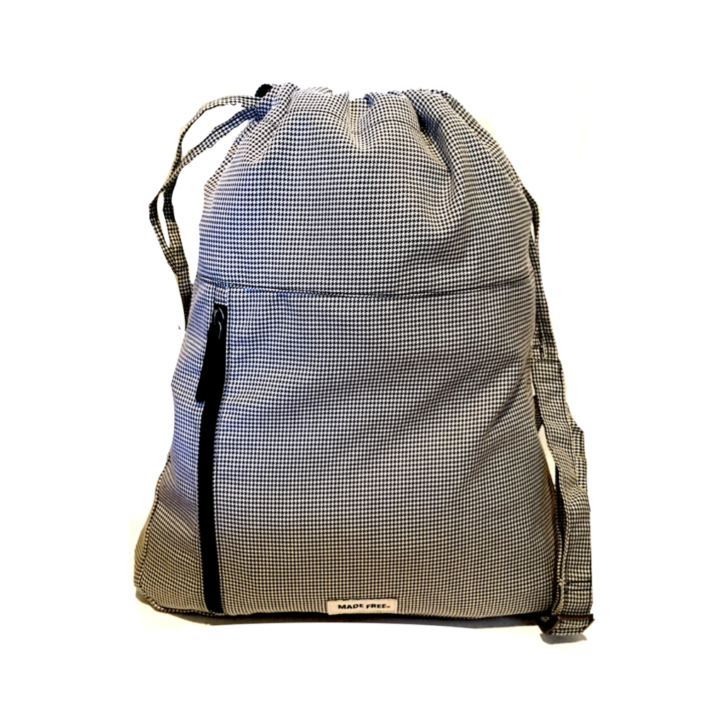
                  
                    SPORT BAG HOUNDSTOOTH by MADE FREE®
                  
                