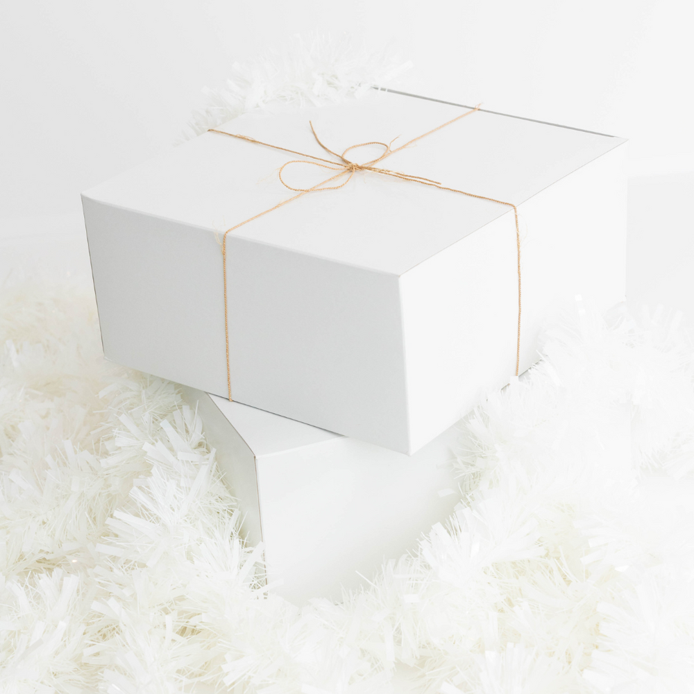 
                  
                    Handmade & Fair Trade Tea Gift Box
                  
                