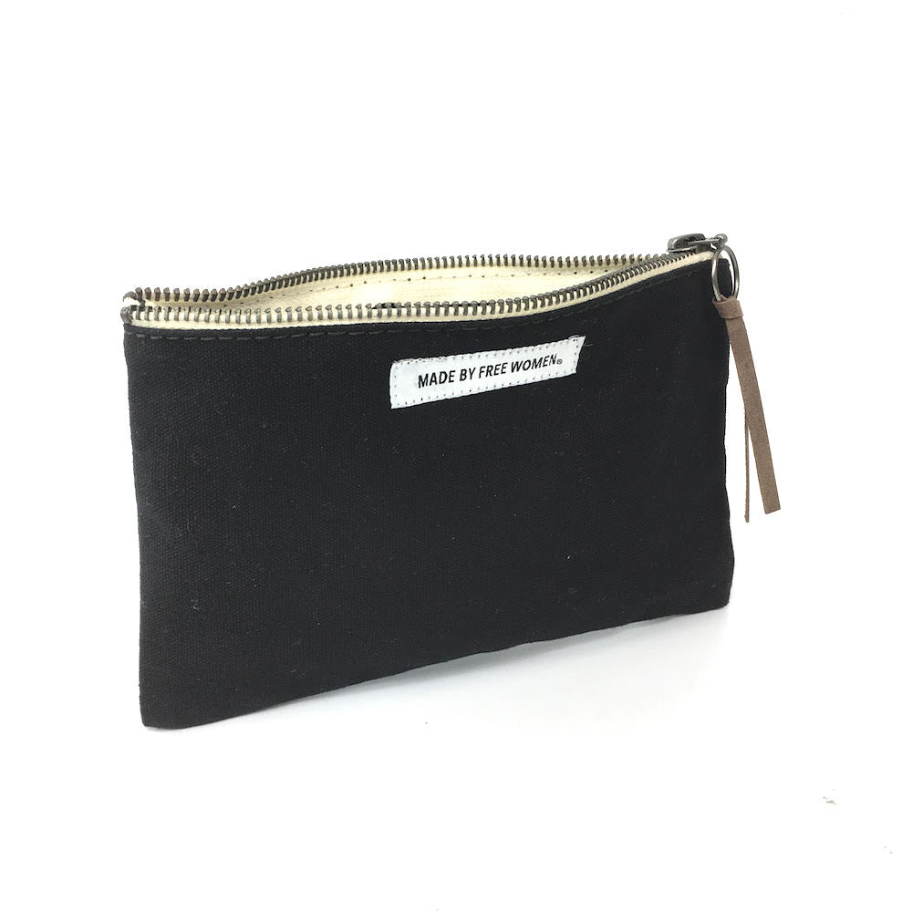 POUCH CHARCOAL by MADE FREE®