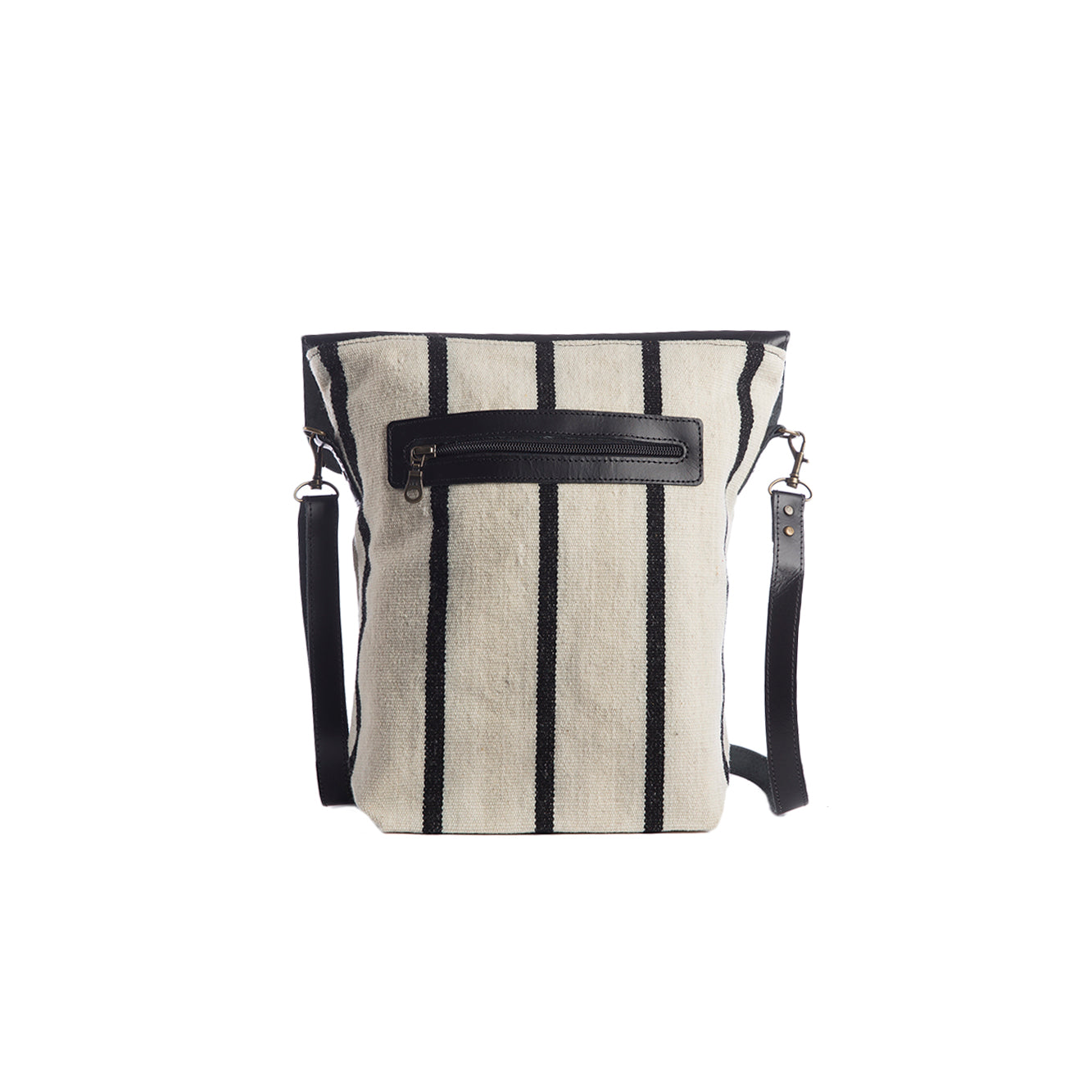 
                  
                    Serendipity Crossbody in Onyx
                  
                