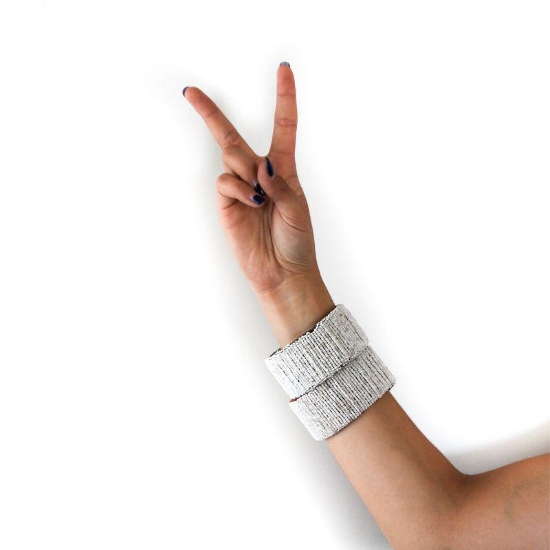 Amboseli Peekaboo Wide Bangle