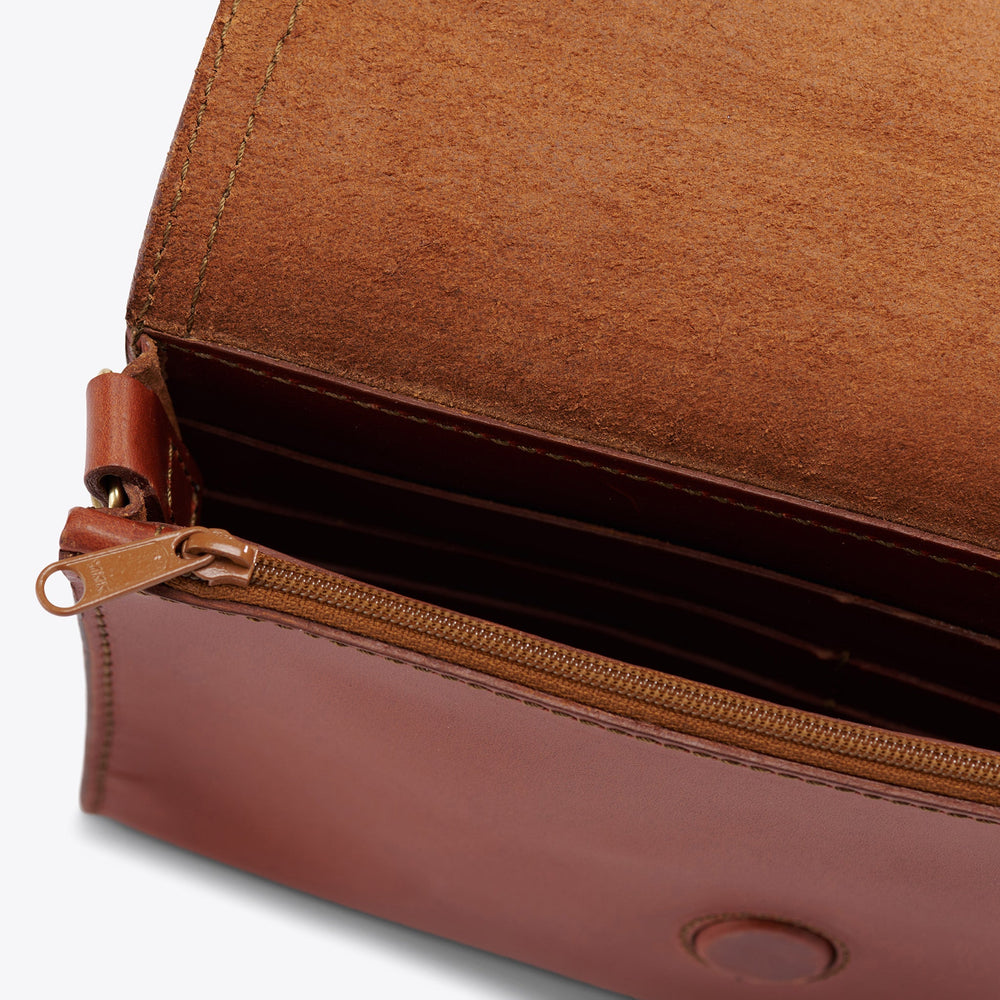 
                  
                    Cleo Convertible Crossbody Woven Brandy
                  
                