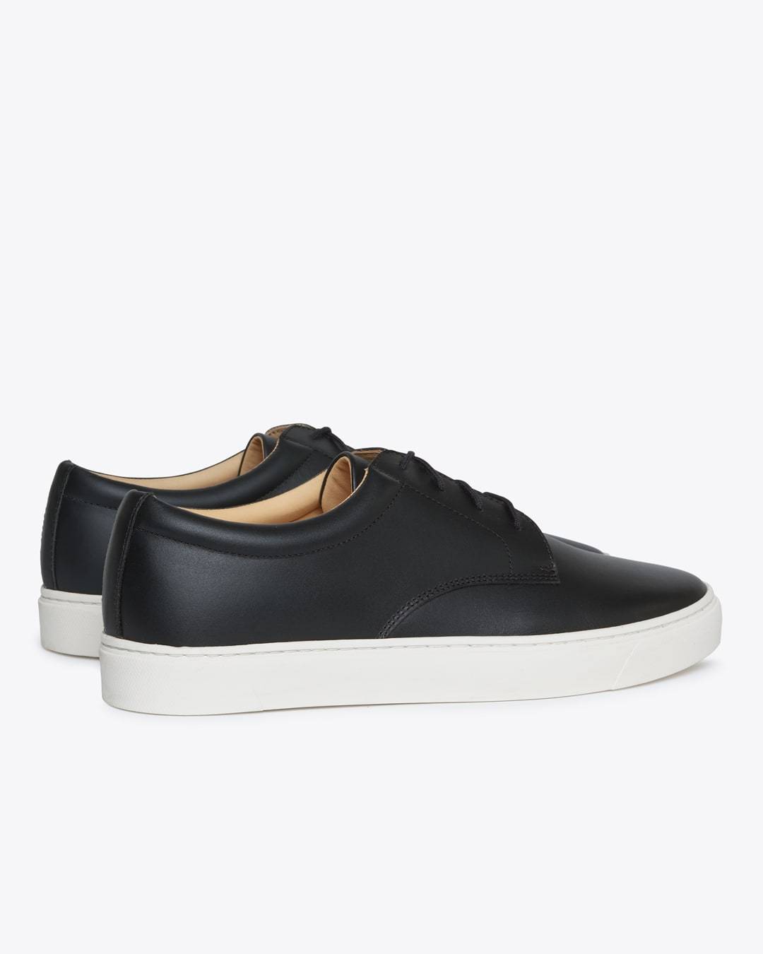 
                  
                    Diego Low Top Sneaker Black
                  
                