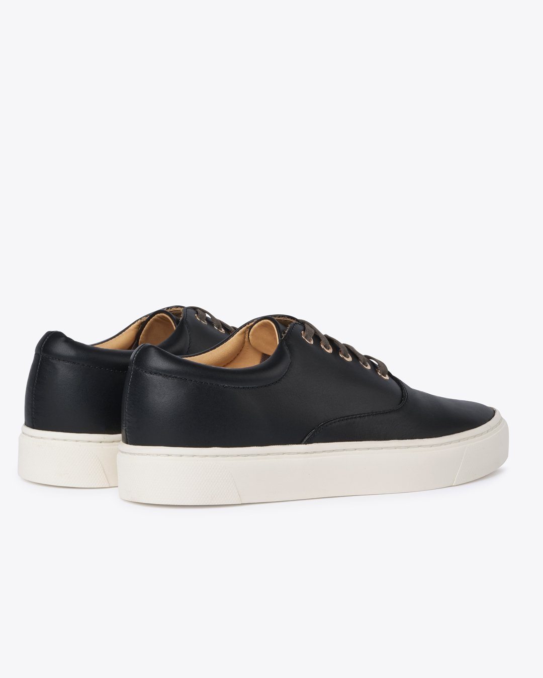 
                  
                    Elayna Sneaker Black
                  
                