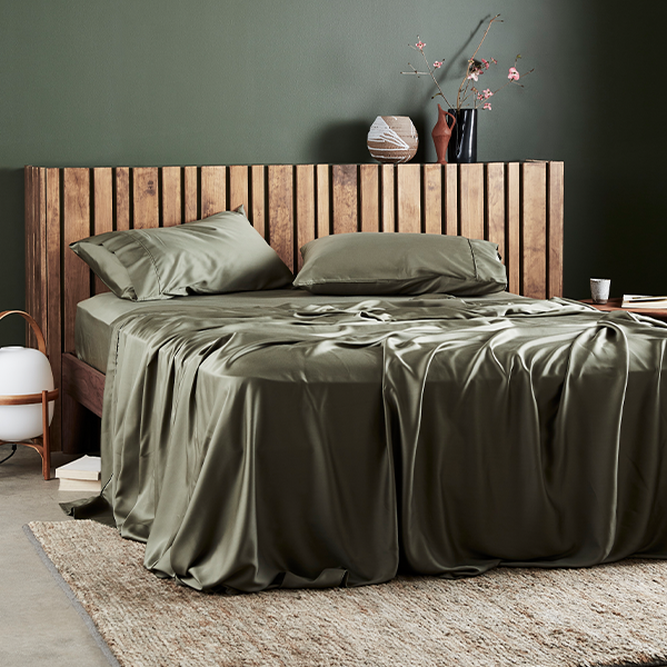 
                  
                    Signature Sateen Flat Sheet by ettitude
                  
                