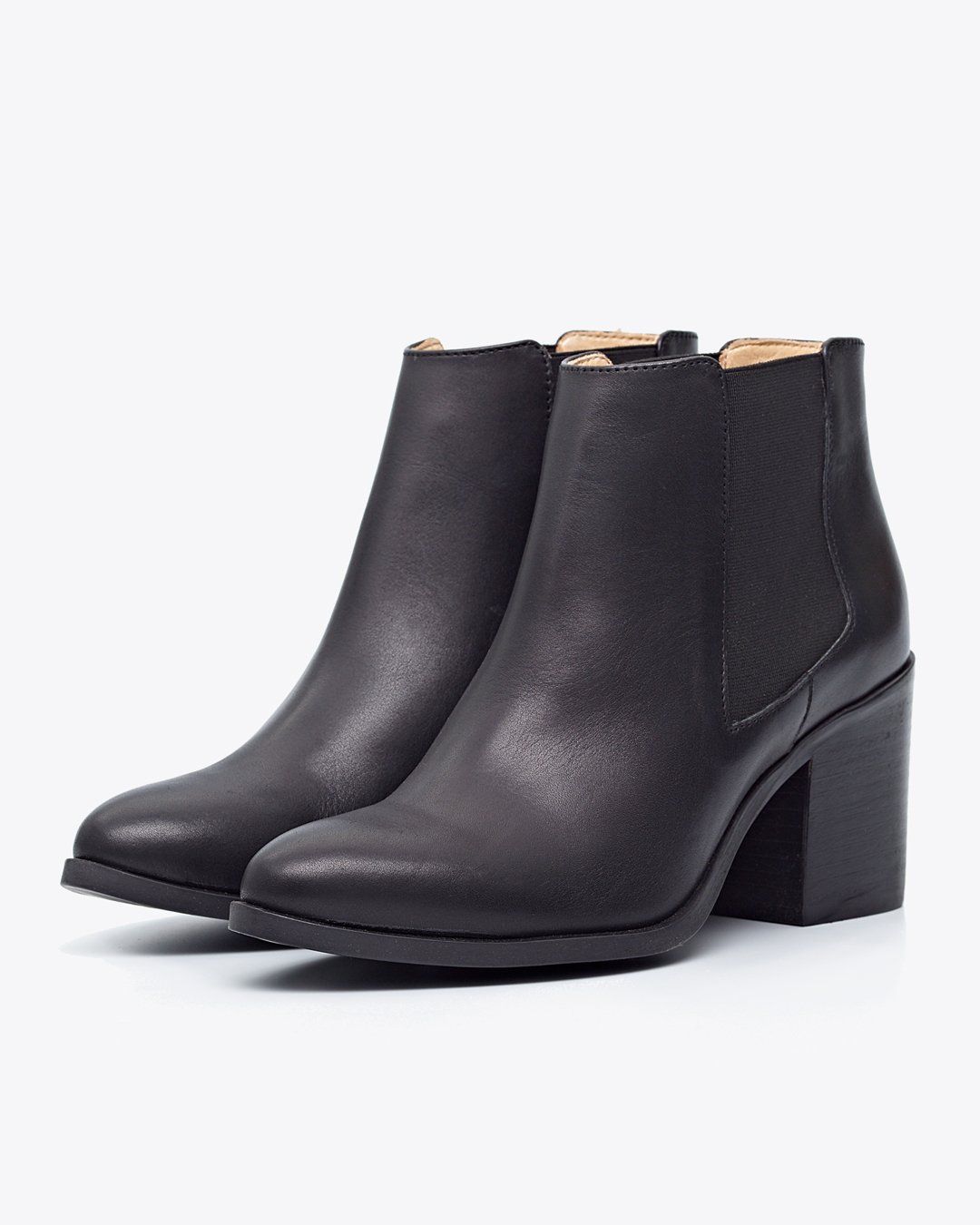 
                  
                    Heeled Chelsea Boot Black
                  
                