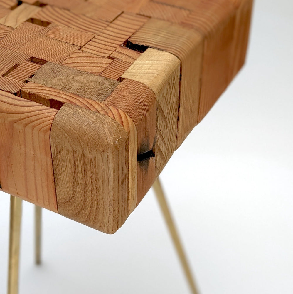 
                  
                    Assemblage Table by Formr
                  
                