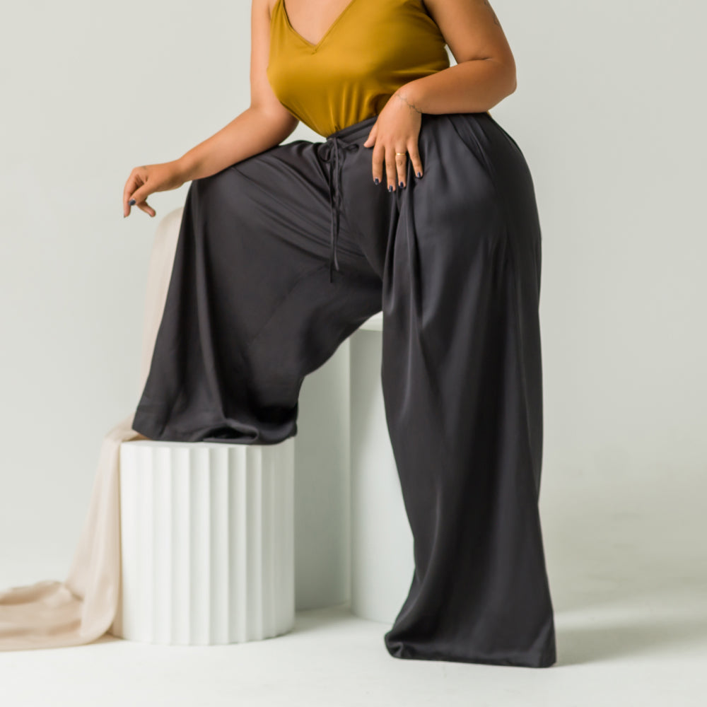Sateen Wide Leg Pant by ettitude