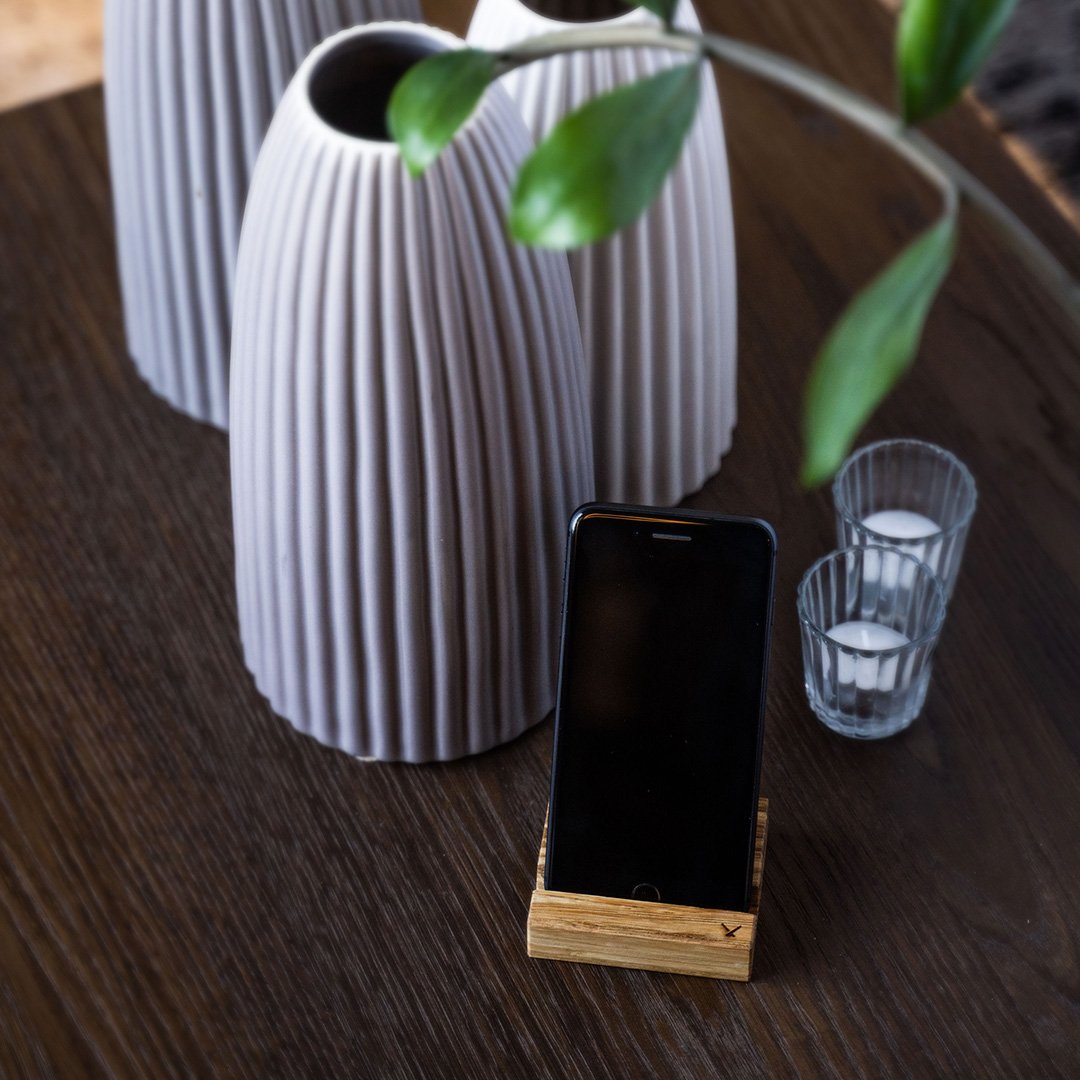 
                  
                    Phone Stand | Closed Loop Collection by EFFYDESK
                  
                