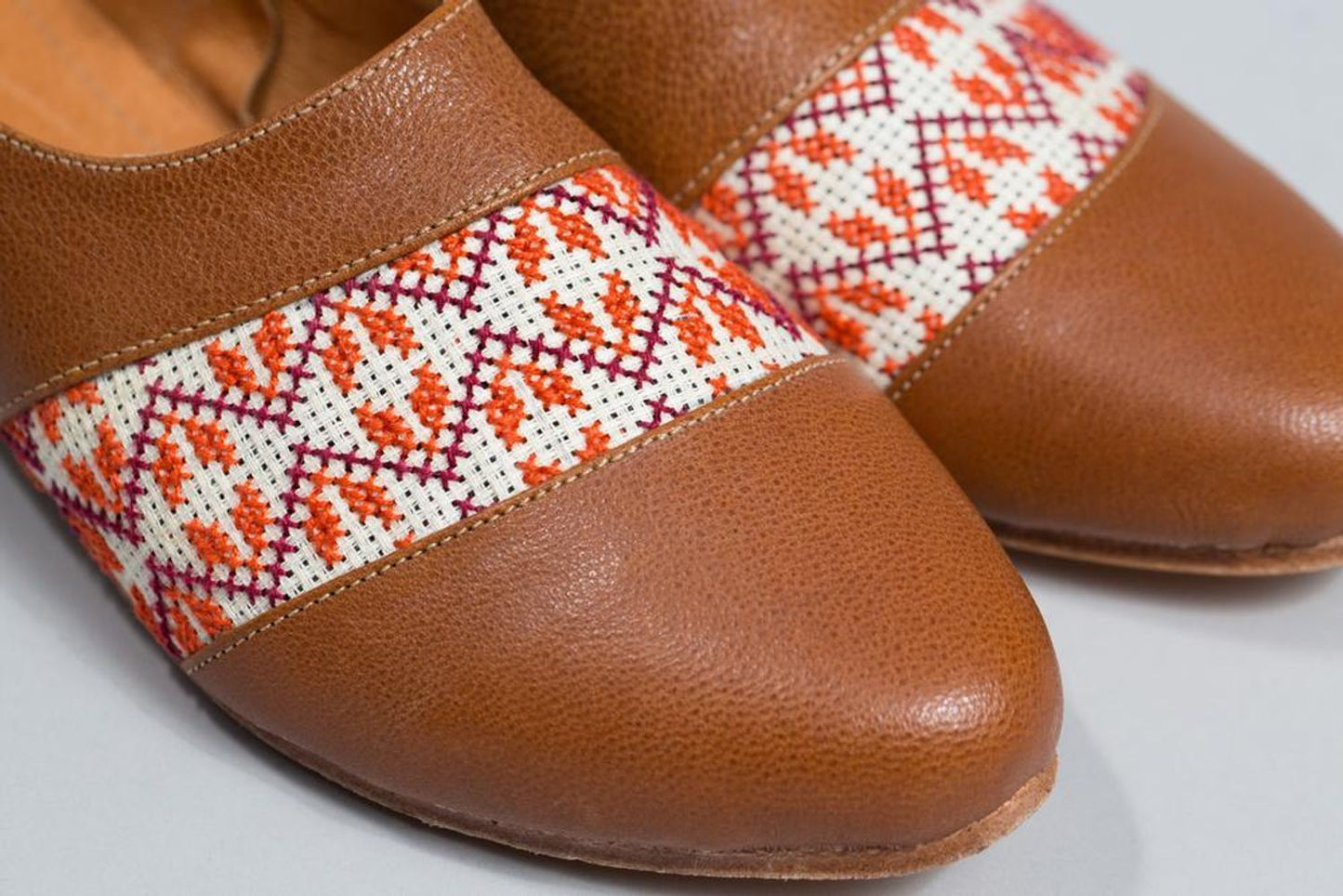 
                  
                    Tatreez Oxford - Camel and Orange
                  
                