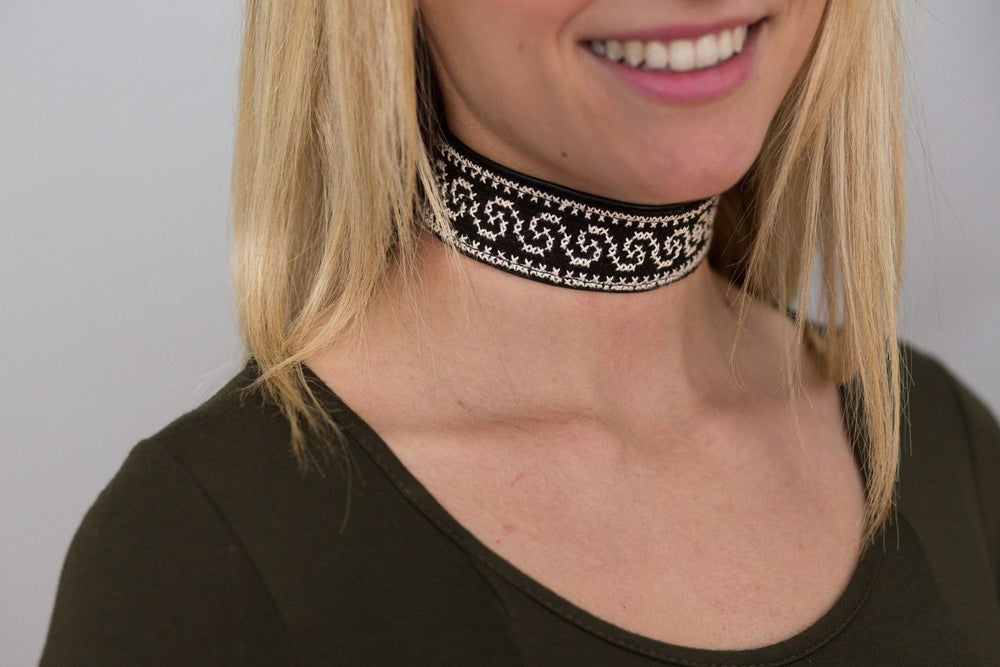 Tatreez Choker - Ecru