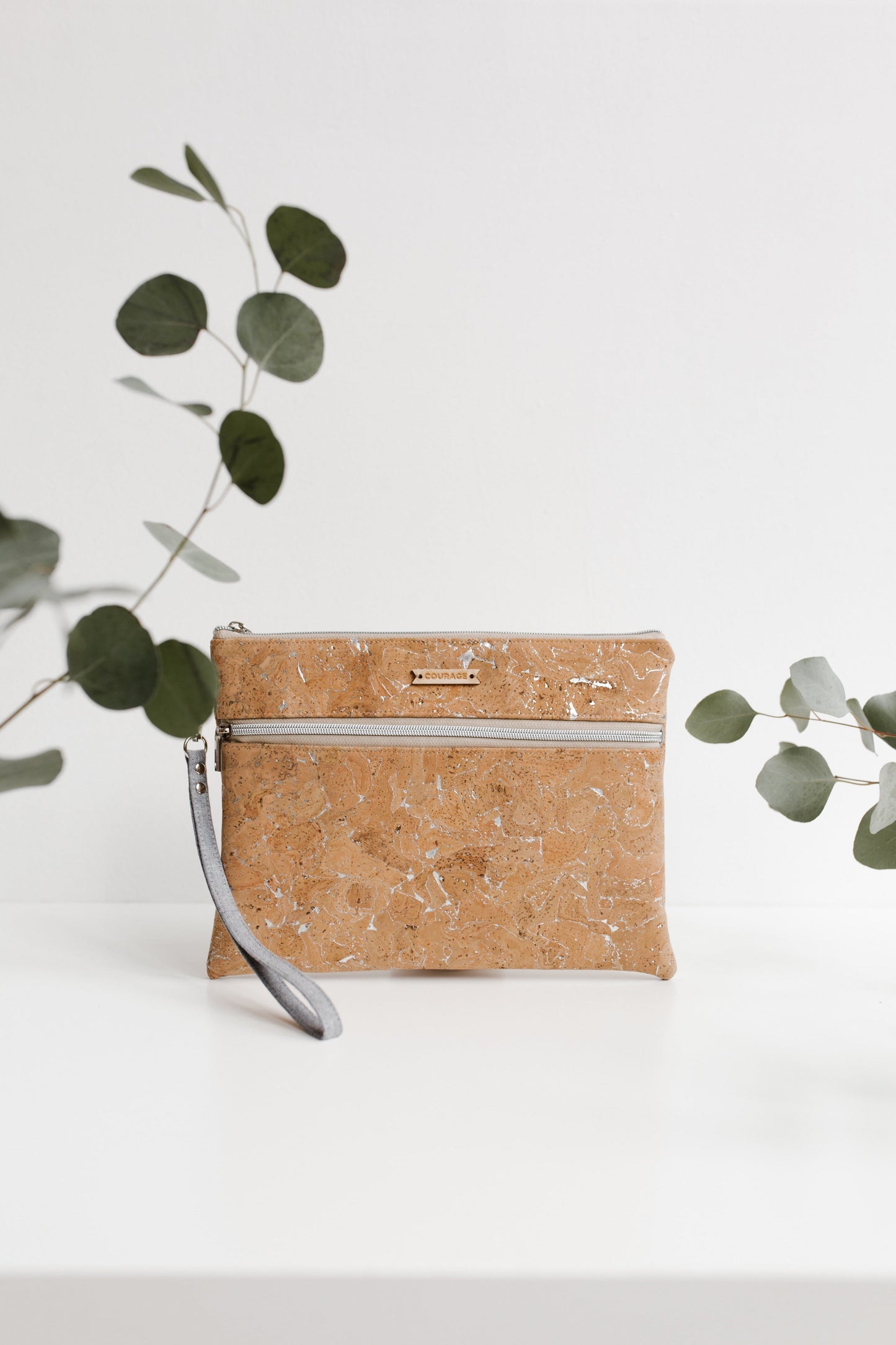 
                  
                    INVENTOR oversized clutch | SILVER by Carry Courage
                  
                