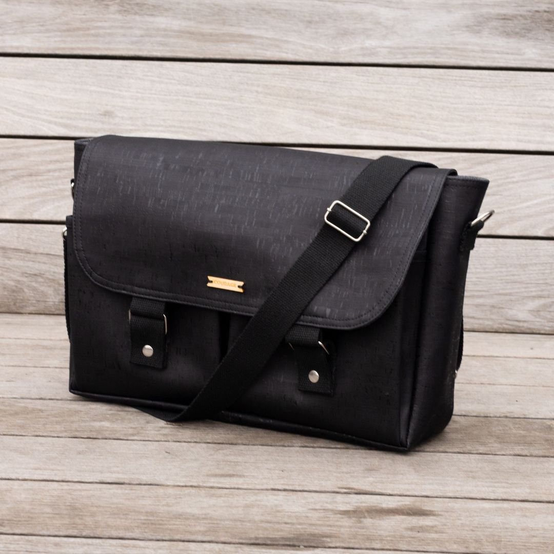 
                  
                    NOMAD strap collection | COAL by Carry Courage
                  
                