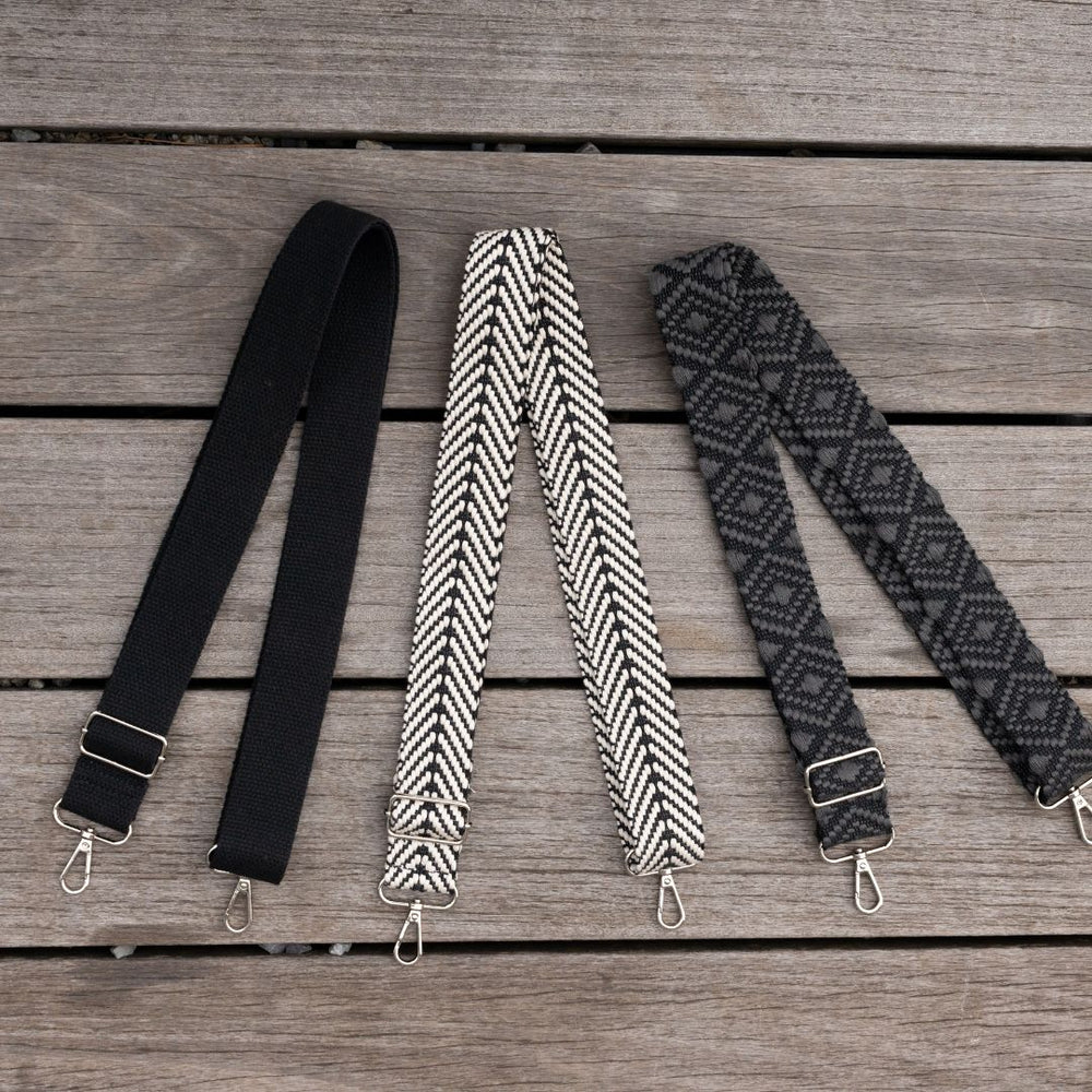 
                  
                    NOMAD strap collection | COAL by Carry Courage
                  
                