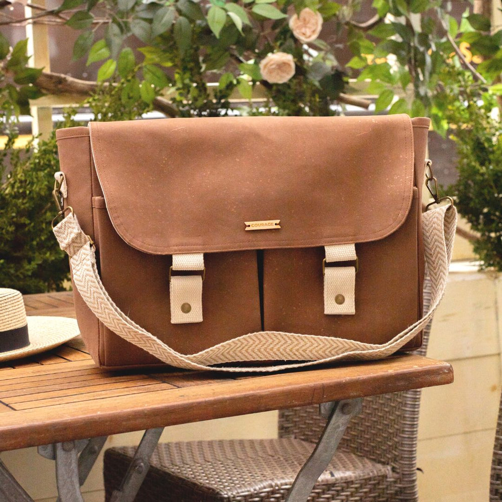 NOMAD messenger bag | SEPIA by Carry Courage