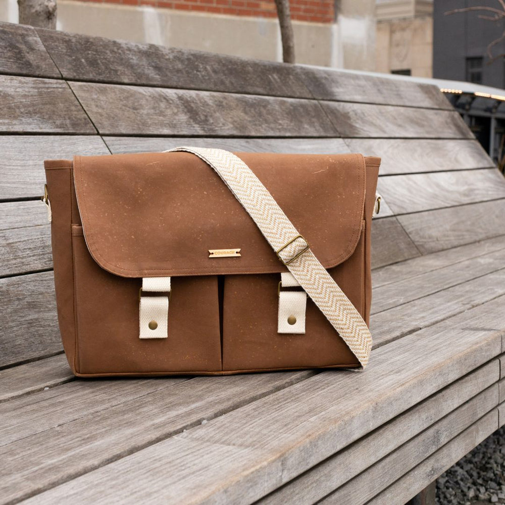 
                  
                    NOMAD messenger bag | SEPIA by Carry Courage
                  
                