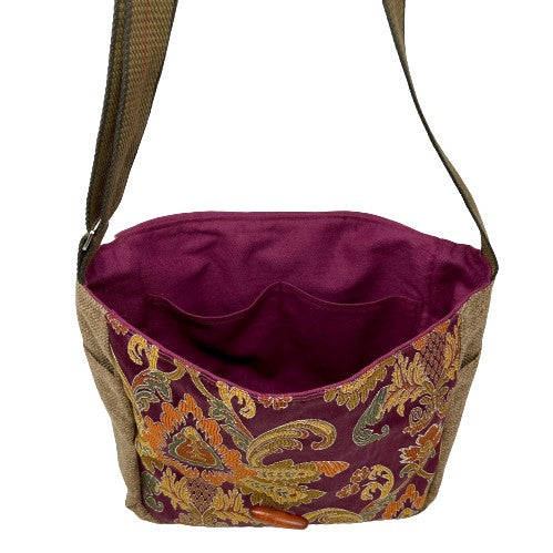 
                  
                    NORBOO | Messenger bag by Carry Courage
                  
                