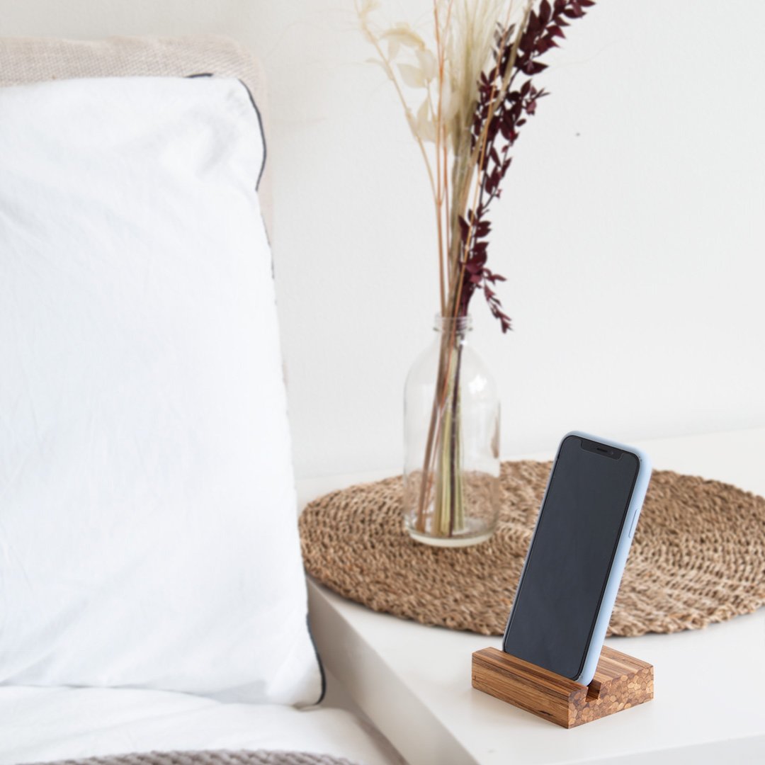 
                  
                    Phone Stand | Closed Loop Collection by EFFYDESK
                  
                
