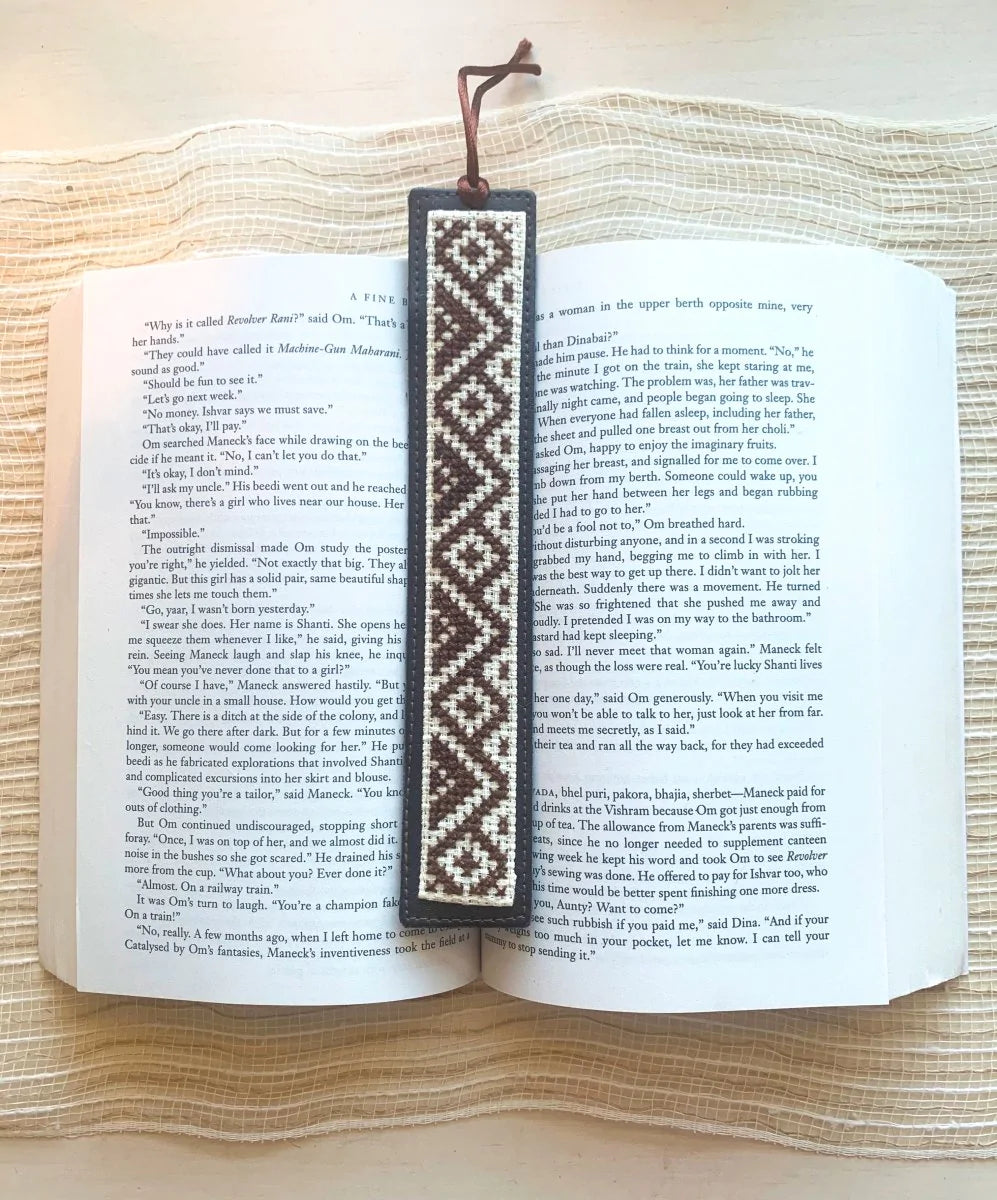 
                  
                    Tatreez Bookmark
                  
                