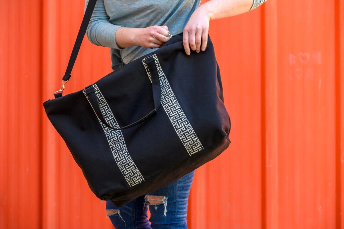 
                  
                    Tatreez Travel Bag in Black
                  
                