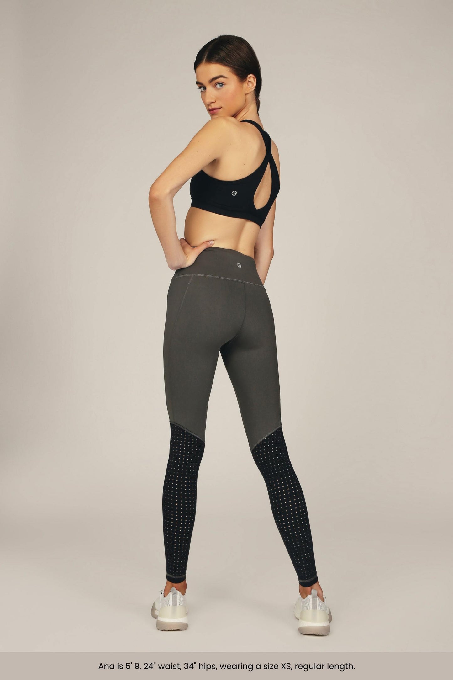 
                  
                    the dash side pocket legging (plus sizes)
                  
                