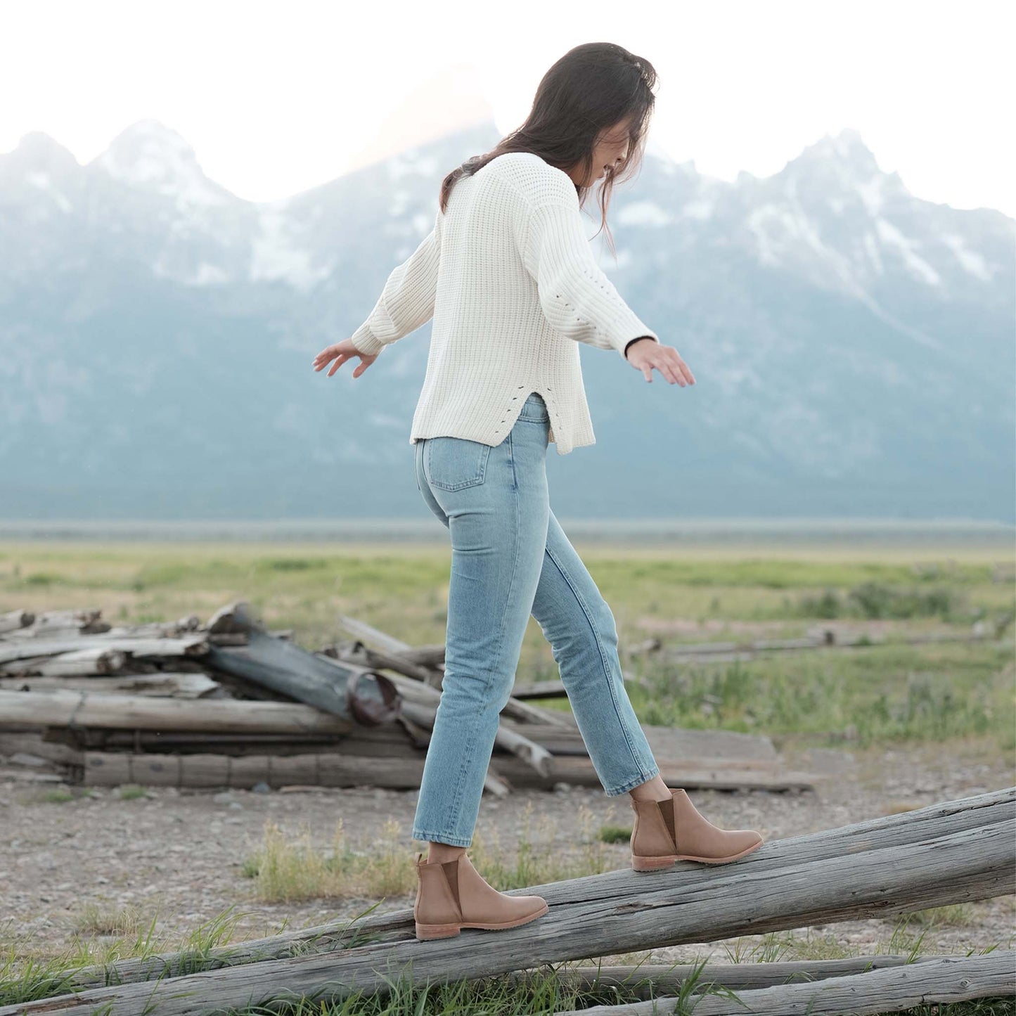 
                  
                    Everyday Chelsea Boot Almond
                  
                